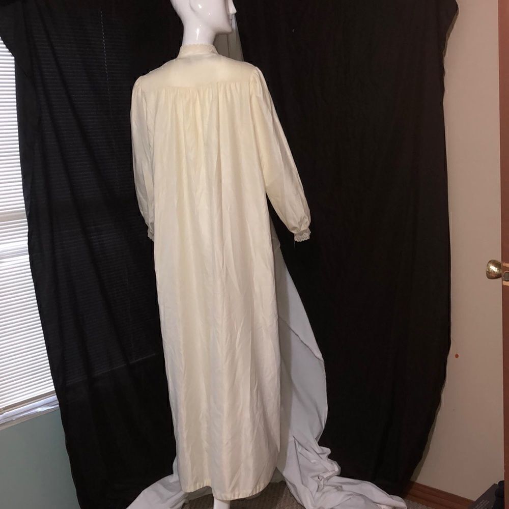 Vintage Christian Dior Night Gown - Picture 5 of 8
